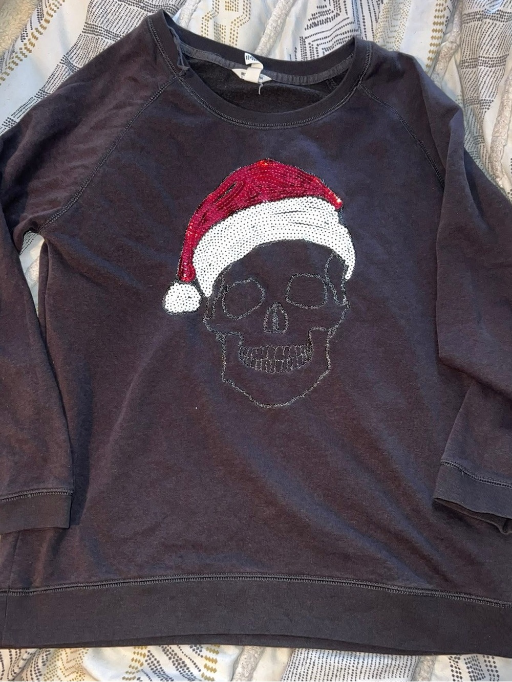 Bethany Mota Christmas crewneck. Medium.